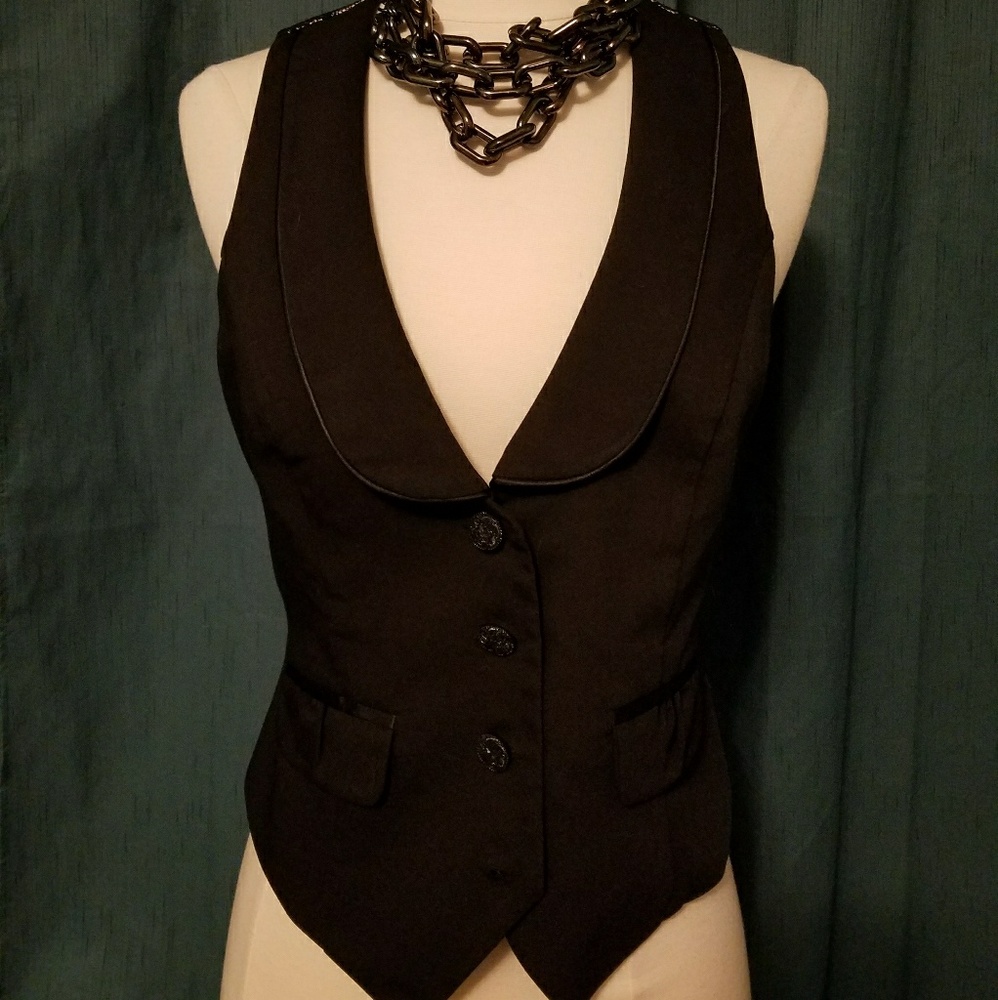 Stoosh Lace Back Vest